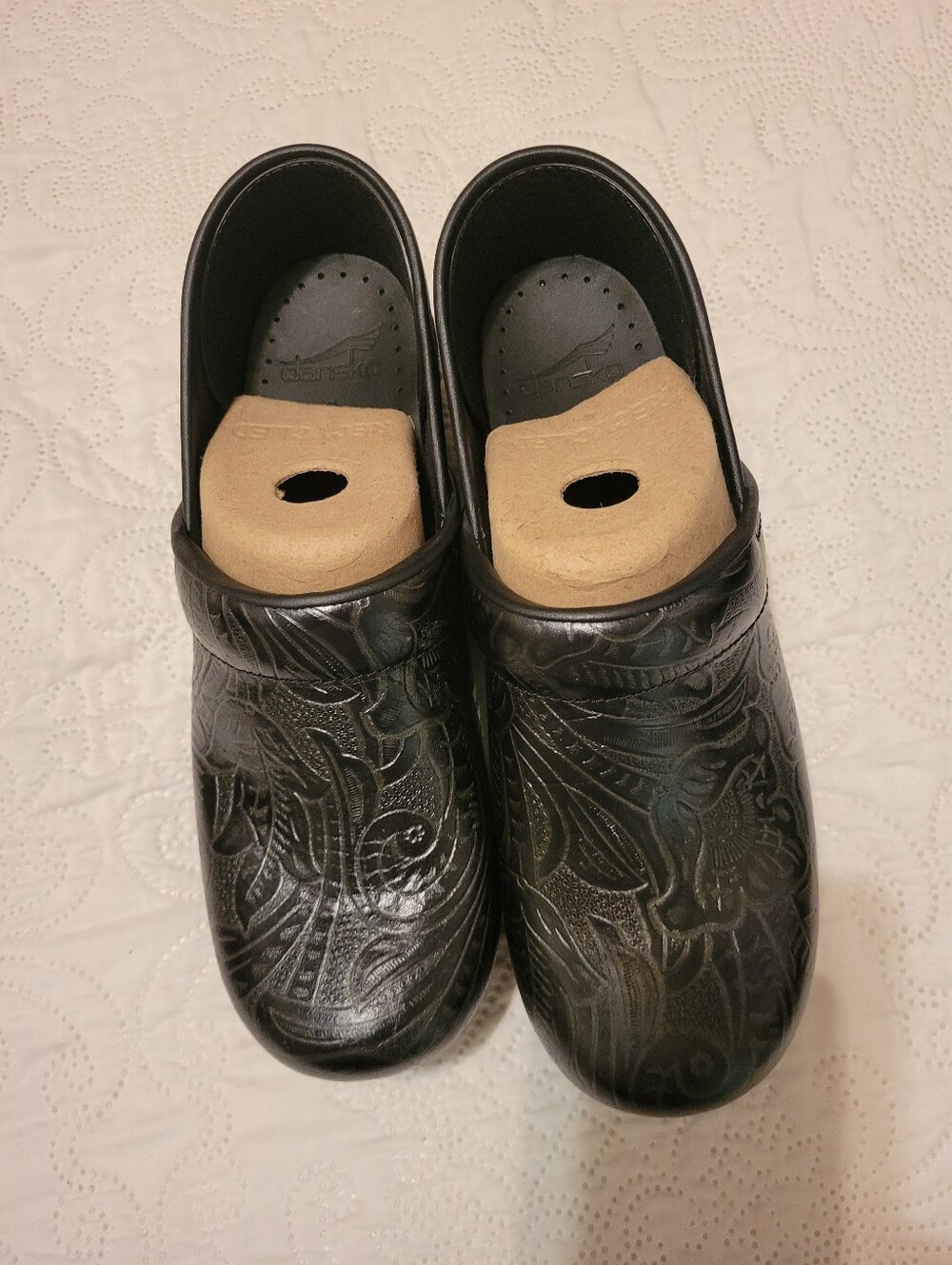 Dansko Floral Clogs 39 NWOT